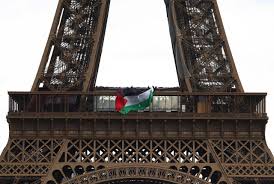 France Arrests Six Over Palestinian Flag On Eiffel Tower