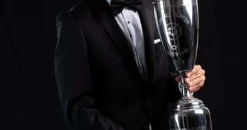 Bruno Fernandes Wins PFA Players’ Player of the Year